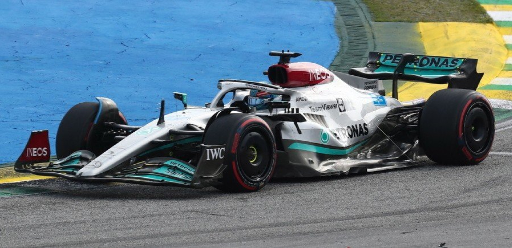 Φόρμουλα 1: Πρώτη νίκη του Ράσελ, το 1-2 η Mercedes στη Βραζιλία