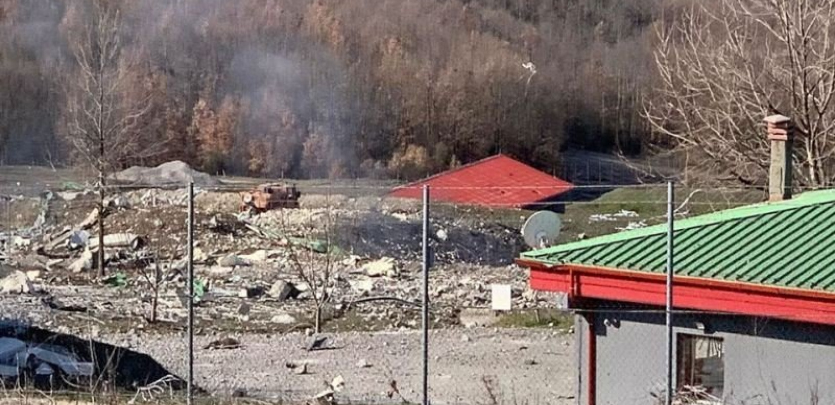Γρεβενά: Πυροβολισμοί σε βάρος υπαλλήλου εργοστασίου εκρηκτικών - «Άρχισε ξαφνικά να μου ρίχνει σφαίρες» Γρεβενά: Πυροβολισμοί σε βάρος υπαλλήλου εργοστασίου εκρηκτικών - «Άρχισε ξαφνικά να μου ρίχνει σφαίρες»