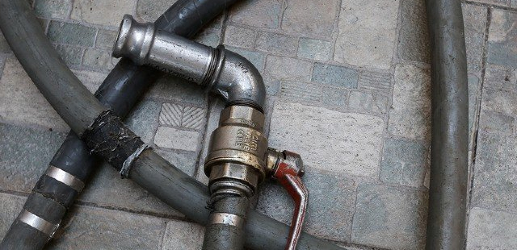 Θέρμανση: Γκρίνιες, τσακωμοί και έξυπνες λύσεις στις πολυκατοικίες 