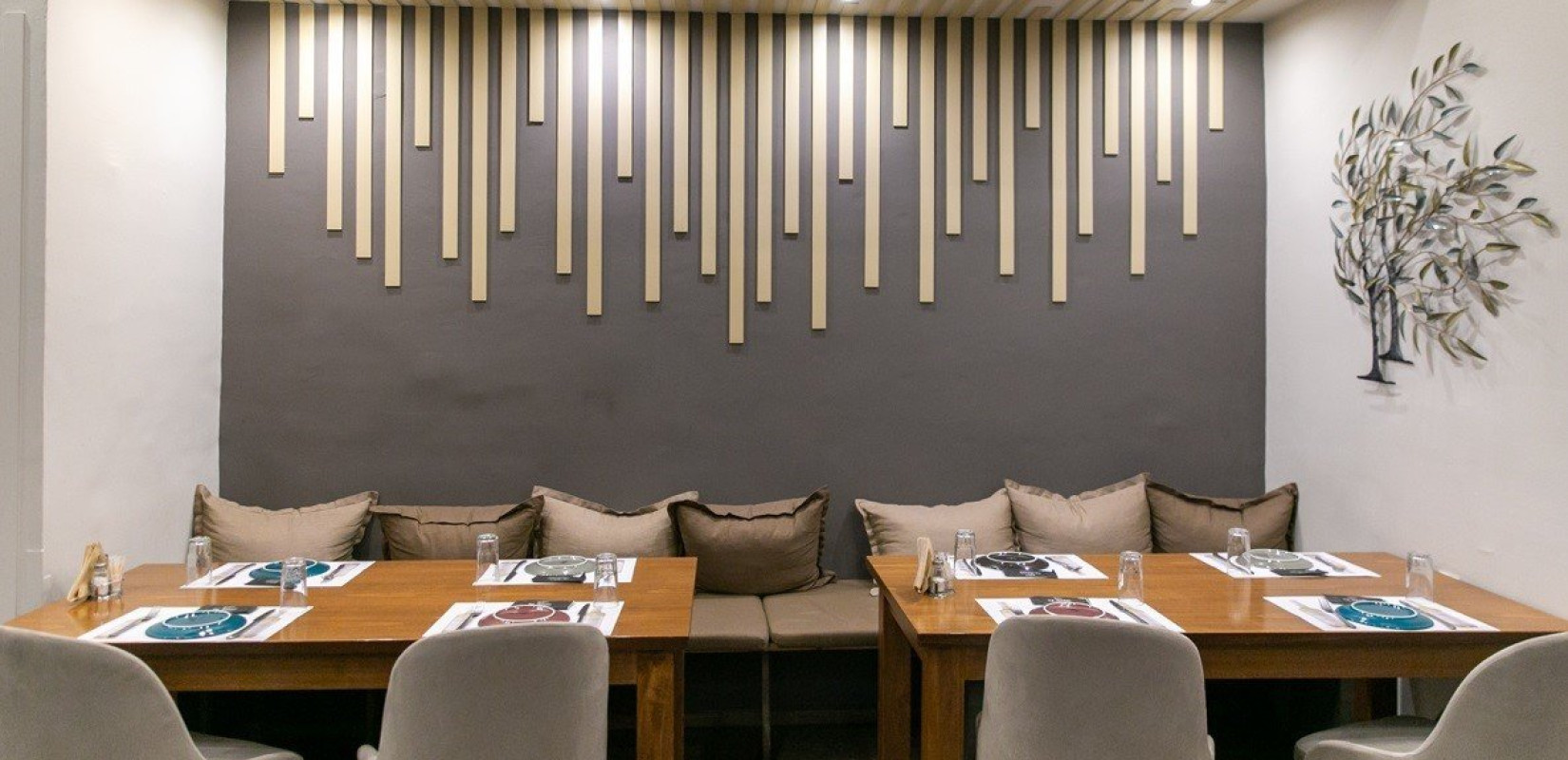 Το Στέκι: Ένα μεζεδοπωλείο που σε κάνει να νιώθεις «σαν στο σπίτι σου»