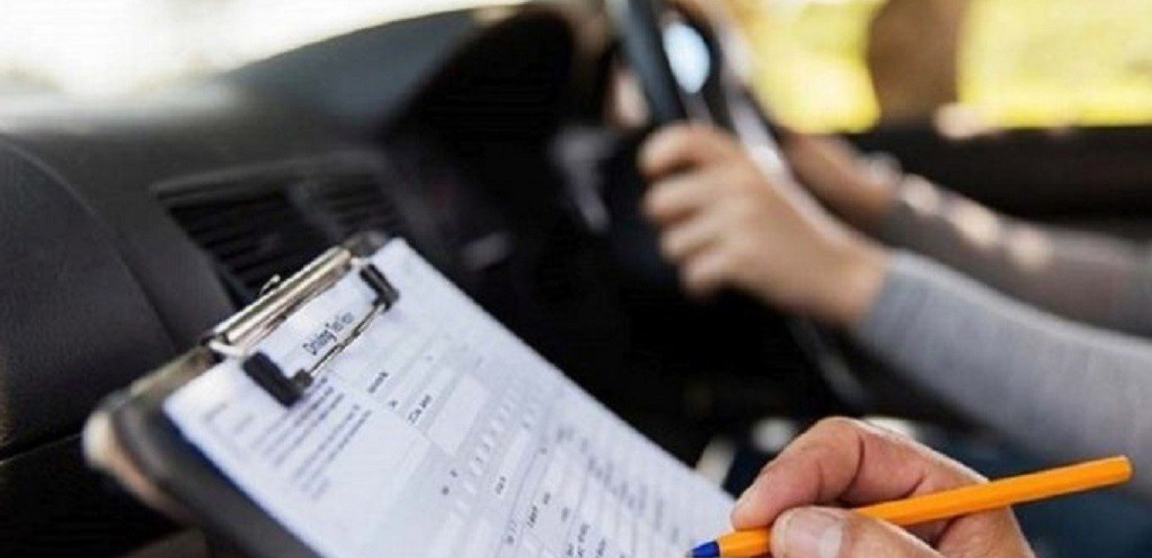 Αττική: 13 συλλήψεις για κομπίνες με εξετάσεις οδήγησης