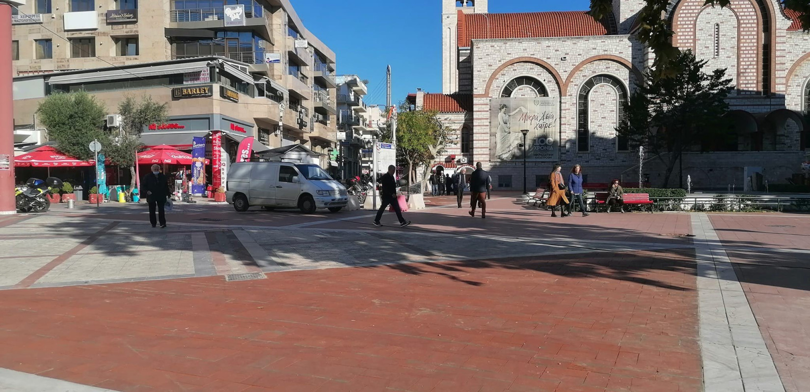 Τέλος καλό όλα καλά με το 2,5 ετών παιδί που χάθηκε στην πλατεία Ευόσμου