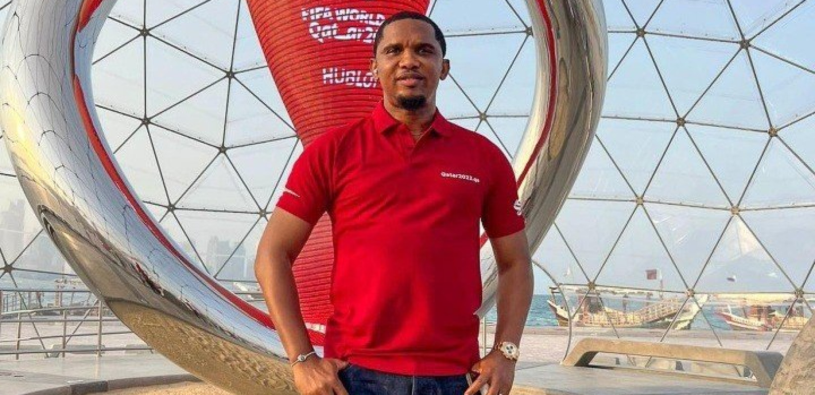 Σάλος με βίντεο που δείχνει τον Ετό να επιτίθεται σε άγνωστο έξω από γήπεδο της Ντόχα