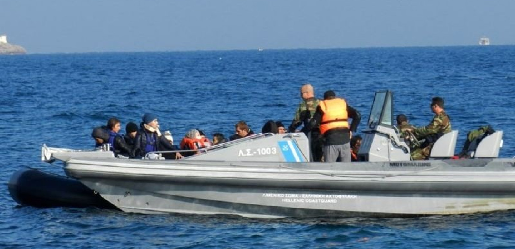 Τζια: Περίπου 100 μετανάστες διασώθηκαν από το Λιμενικό - Μεταφέρονται στη Μαλακάσα (βίντεο)
