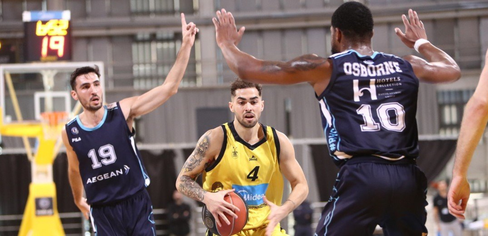 Μπάσκετ: Ανώμαλη προσγείωση για τον Άρη στο κατάμεστο Παλέ (βίντεο)