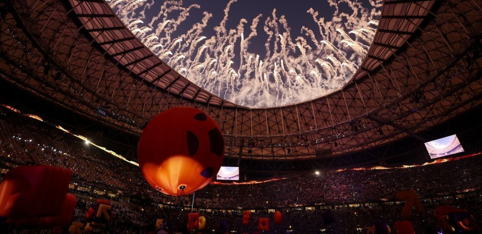 Μουντιάλ 2022: Πολύ χρώμα στην τελετή λήξης (βίντεο)