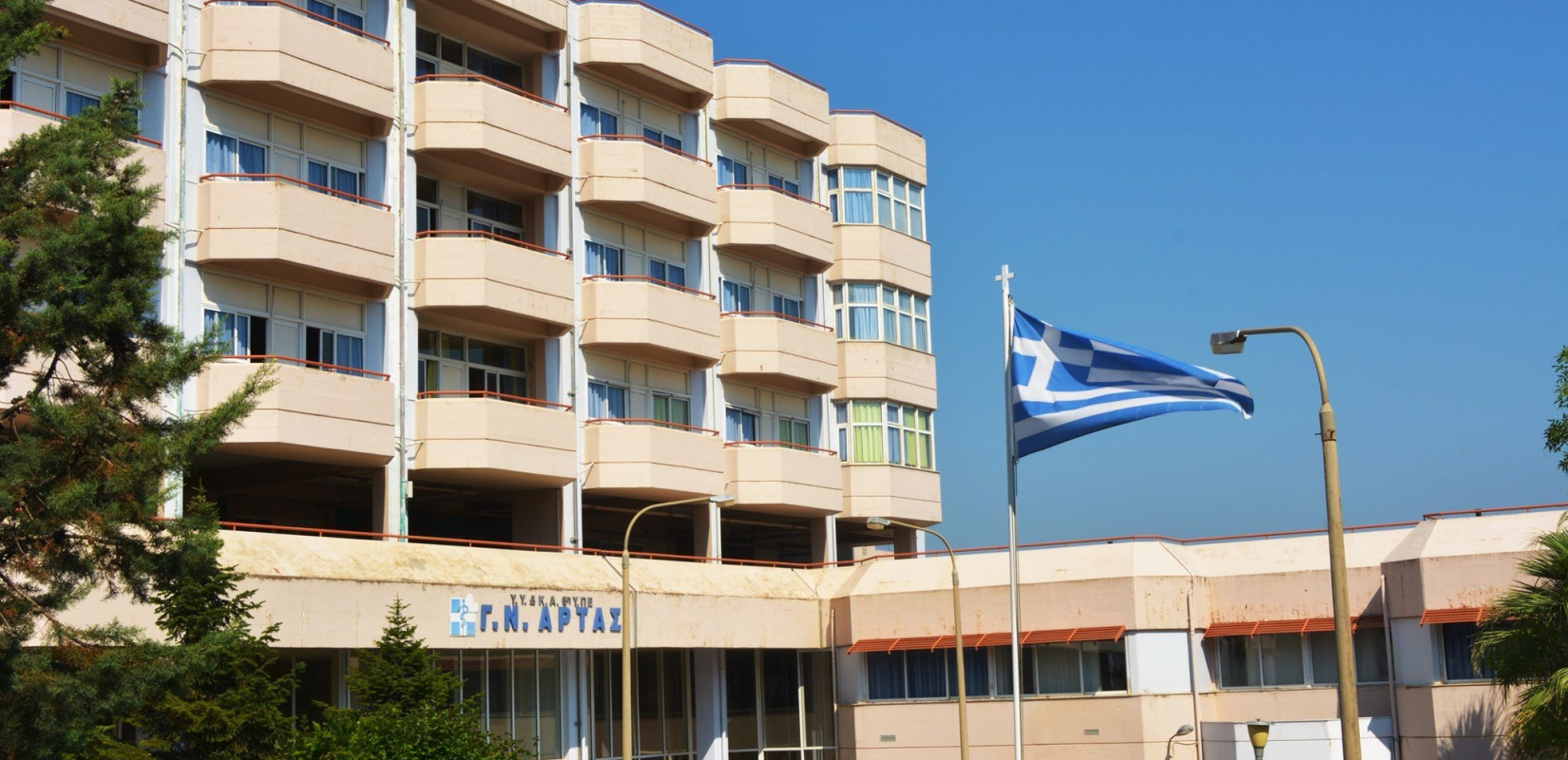Ανείπωτη τραγωδία στην Άρτα: Σε σοκ οι γονείς του βρέφους που ξεχάστηκε στο αυτοκίνητο - Σήμερα η νεκροψία