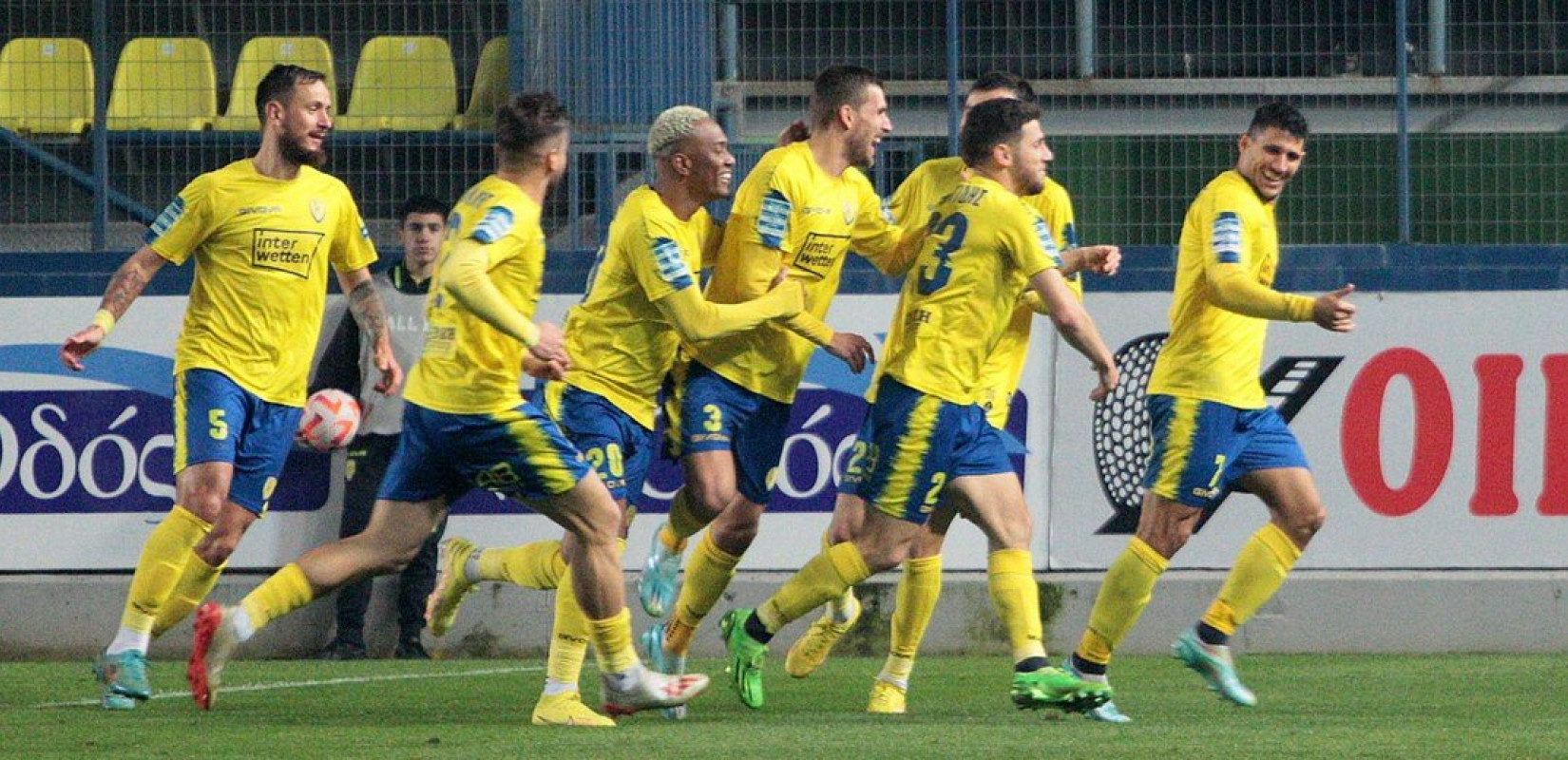 Super League: Με... τακουνάκι έπιασε επτάδα ο Παναιτωλικός (βίντεο)