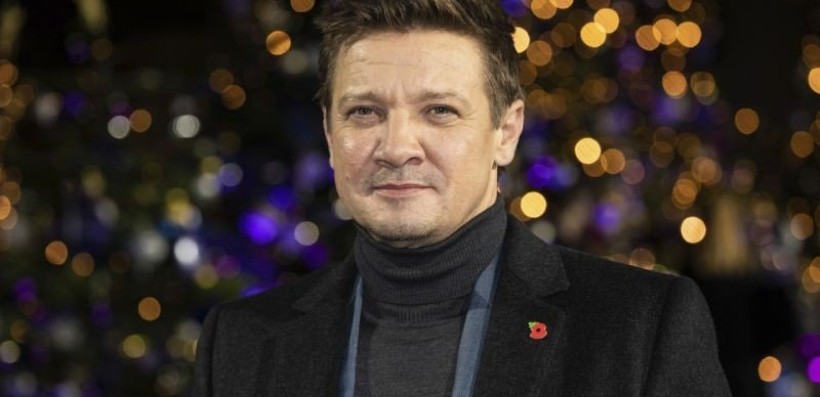 Τζέρεμι Ρένερ: Σοβαρό ατύχημα για τον ηθοποιό - Νοσηλεύεται «σε κρίσιμη αλλά σταθερή κατάσταση»