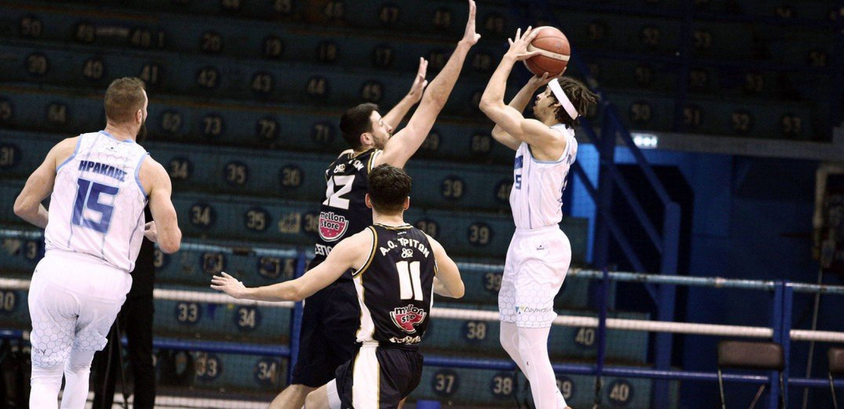 Μπάσκετ: Μεγάλη νίκη του Ηρακλή επί του Τρίτωνα στο άδειο Ιβανώφειο (βίντεο)