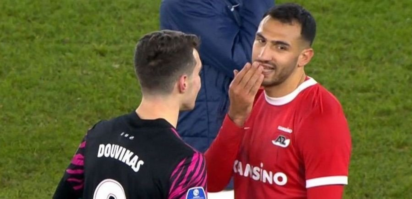 Ανεπανάληπτο: Από ένα χατ-τρικ Παυλίδης και Δουβίκας στο 5-5 της Άλκμααρ με την Ουτρέχτη (βίντεο)