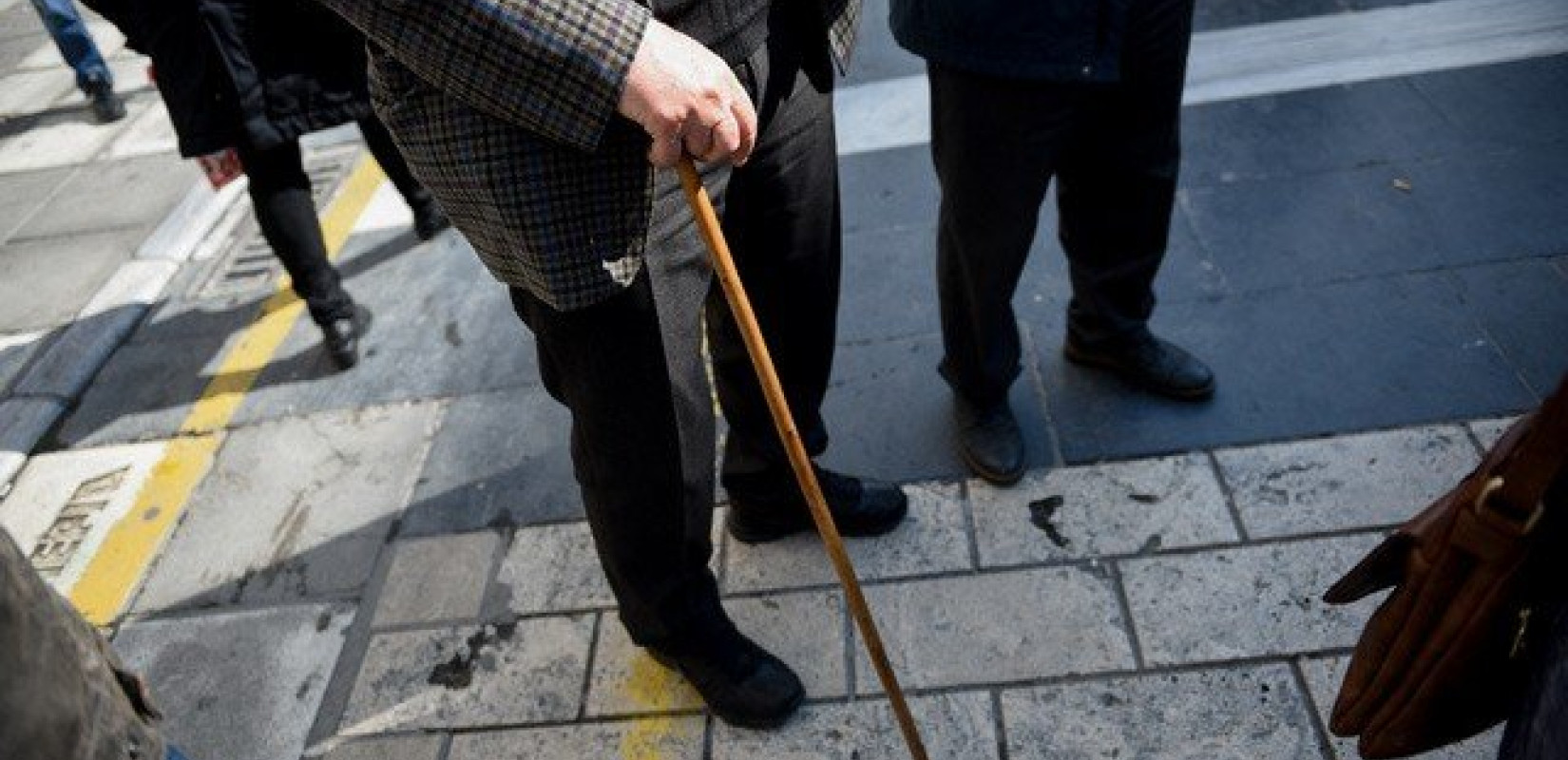  Μειώνεται και γερνάει ο πληθυσμός της χώρας