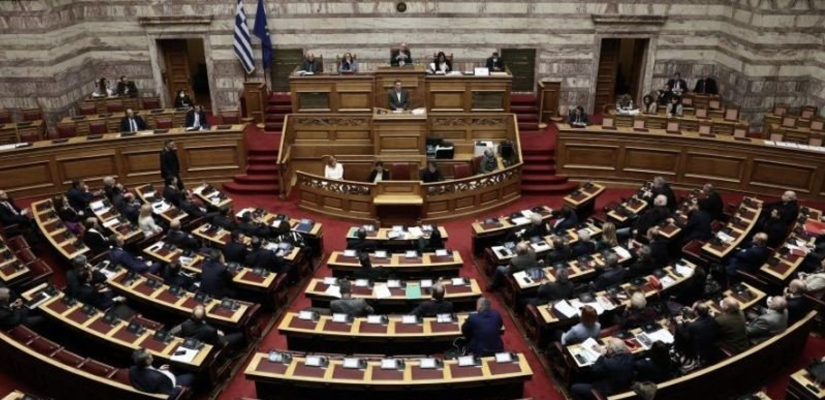 Βουλή: Υπερψηφίστηκε το νομοσχέδιο για τις Συλλογικές Συμβάσεις Εργασίας