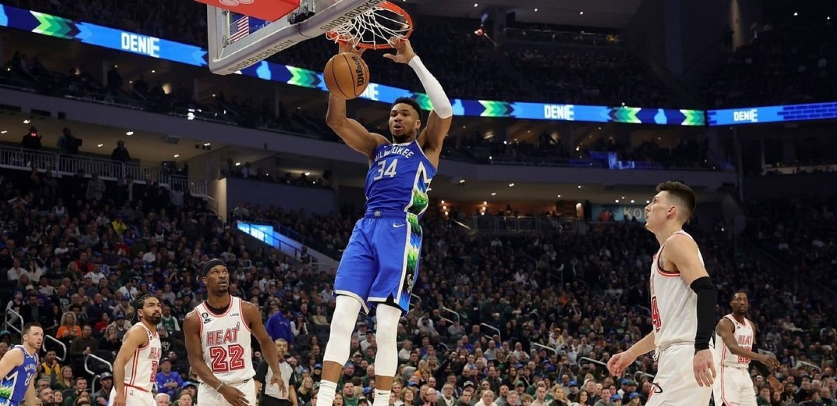 ΝΒΑ: Ο Αντετοκούνμπο «έγραψε» το 32ο triple-double στην καριέρα του (βίντεο)