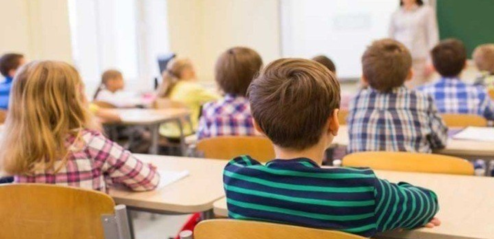 Δυτική Αττική: Μαθητές και γονείς καταγγέλλουν γυμναστή δημοτικού για παρενόχληση 50 παιδιών (βίντεο)