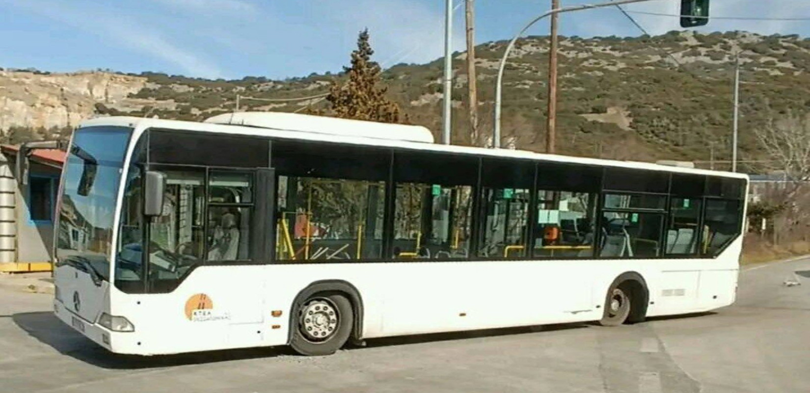 Θεσσαλονίκη: Γιατί αναφλέγονται λεωφορεία των ΚΤΕΛ αστικής συγκοινωνίας;  Θεσσαλονίκη: Γιατί αναφλέγονται λεωφορεία των ΚΤΕΛ αστικής συγκοινωνίας;