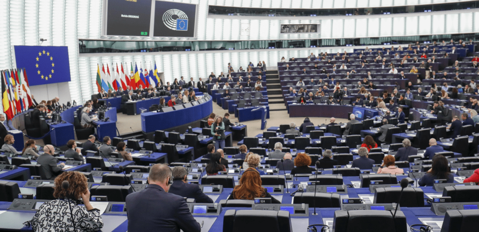 Βόρεια Μακεδονία: Αφαιρέθηκαν οι αναφορές σε «μακεδονική εθνική ταυτότητα και γλώσσα»