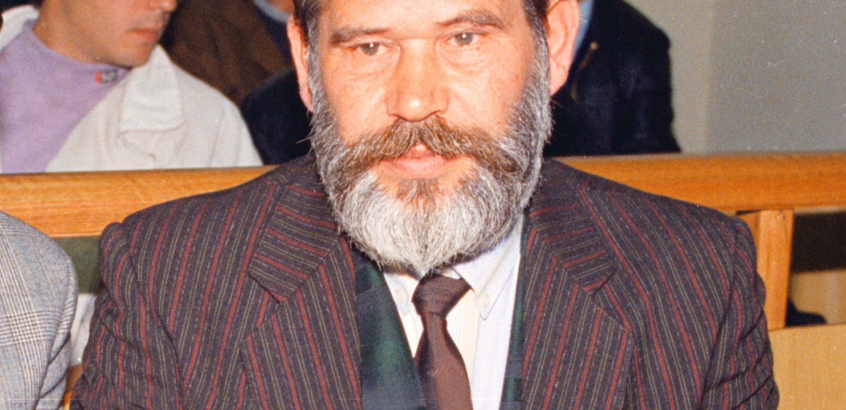 «Παραγγελιά, ρε»: Όταν ο Νίκος Κοεμτζής αιματοκύλισε την Αθήνα για ένα ζεϊμπέκικο (βίντεο, φωτ.) 