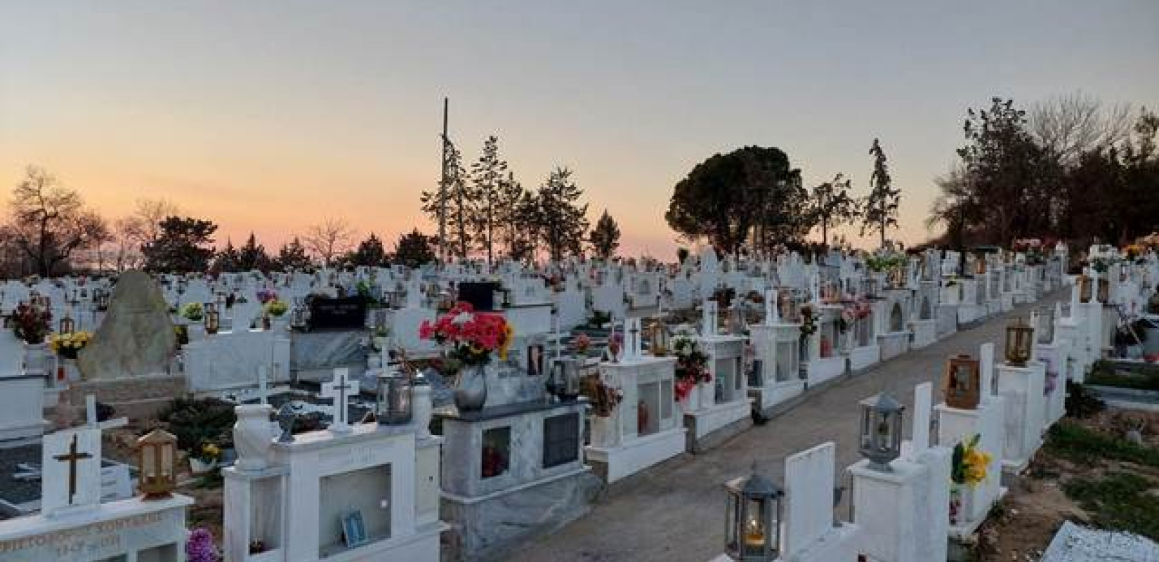 Αλλάζει η εικόνα των κοιμητηρίων «Αναστάσεως του Κυρίου»