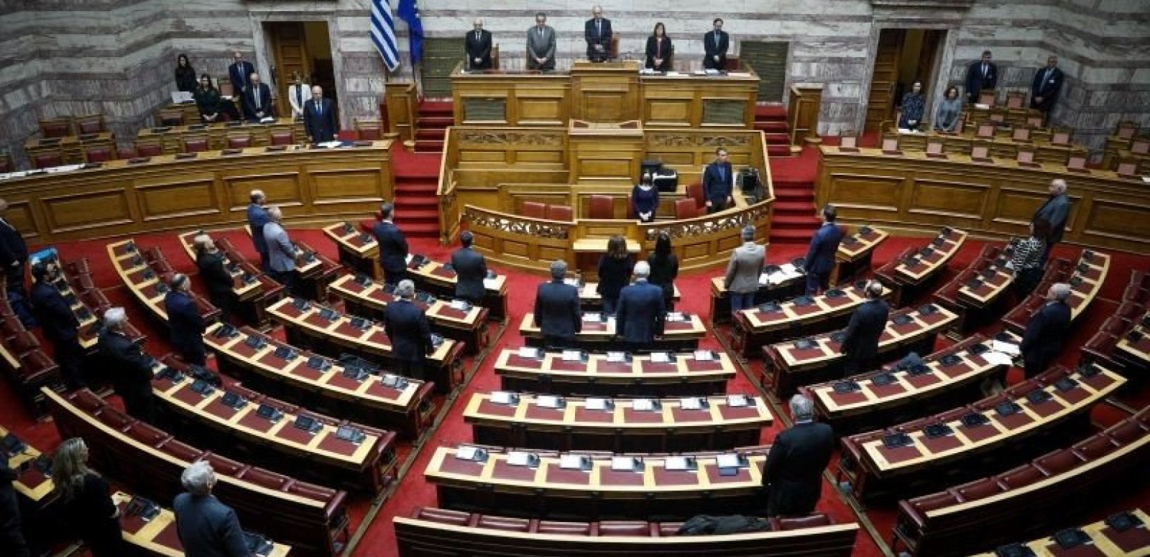 Βουλή - Εορτασμός 25ης Μαρτίου - Ενός λεπτού σιγή για τα θύματα του δυστυχήματος των Τεμπών