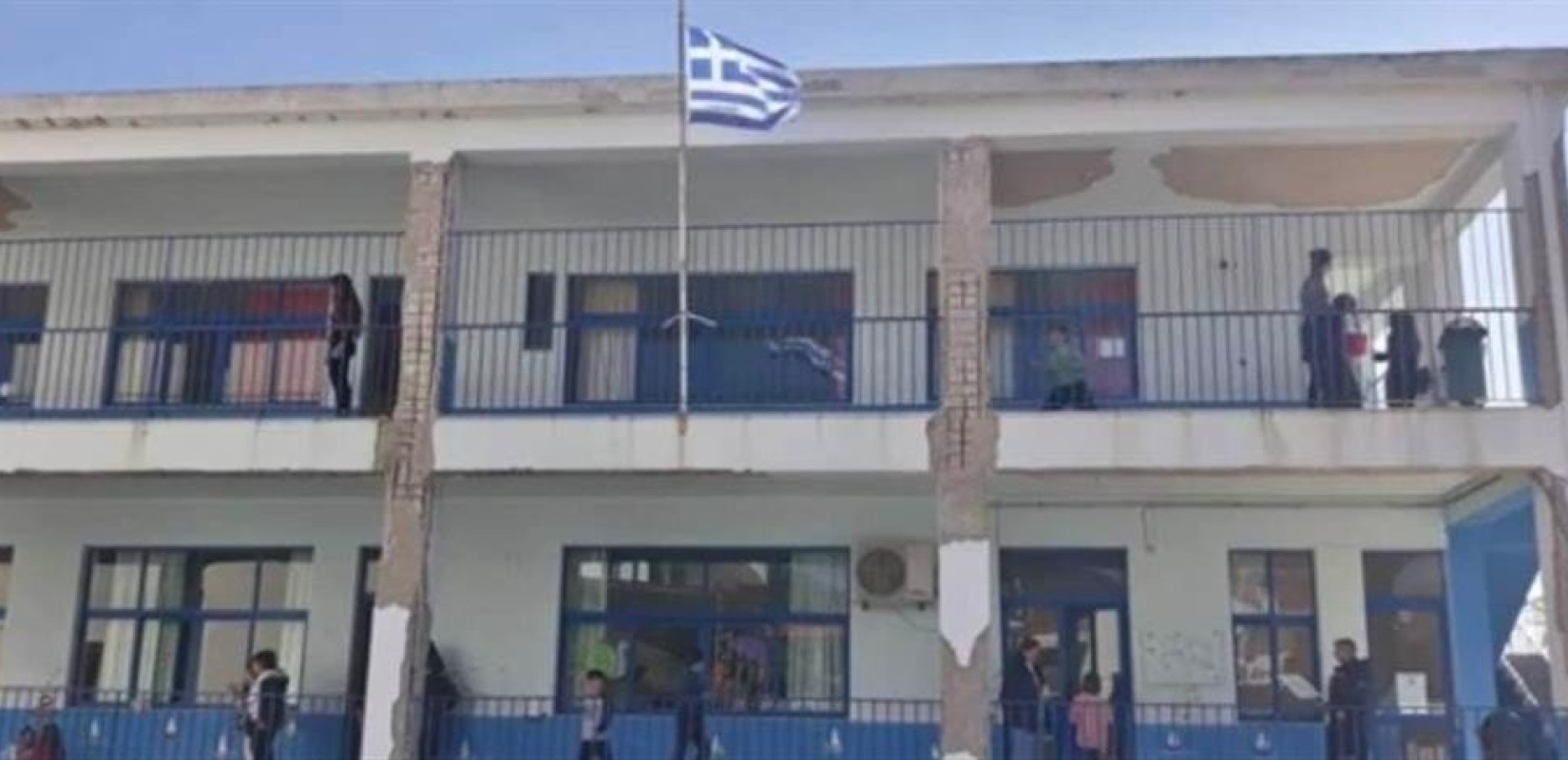 Τσελέντης: “Σχολείο - φέρετρο” το 5ο Δημοτικό Σχολείο Χίου - Δείτε φωτογραφίες