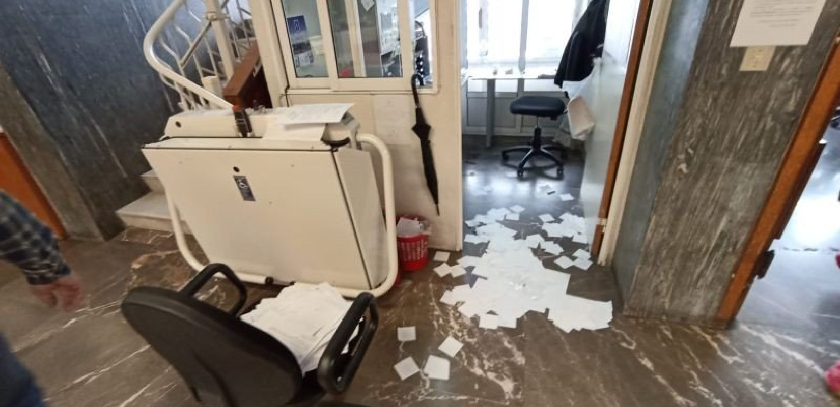 Άγνωστοι διέρρηξαν το δημαρχείο Κομοτηνής