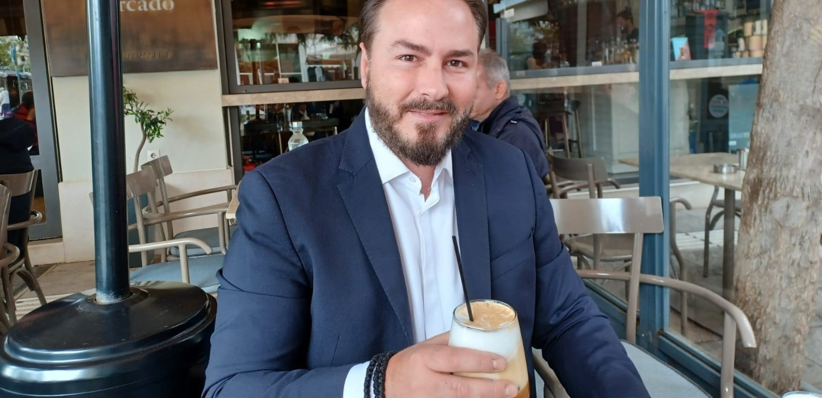 Πρωινός καφές με τον Διαμαντή Γκολιδάκη