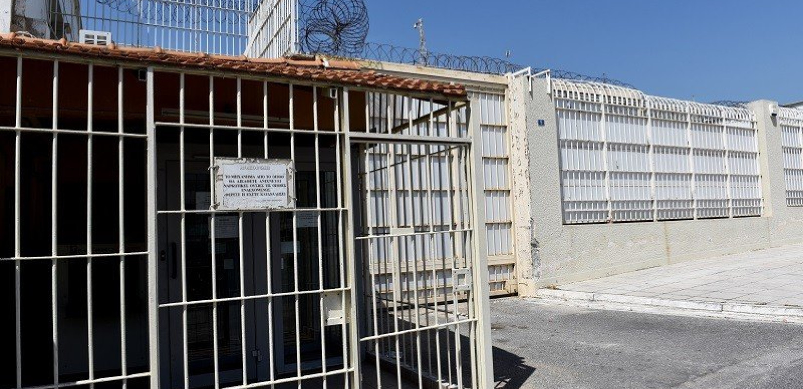 Στη φυλακή οι 5 συλληφθέντες που παρασκεύαζαν και έστελναν ναρκωτικά με δέματα 