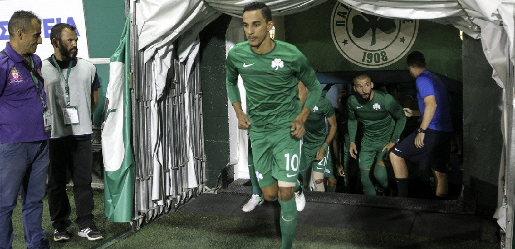 Επέστρεψε στον Παναθηναϊκό ο Κάρλος Ζέκα (βίντεο)