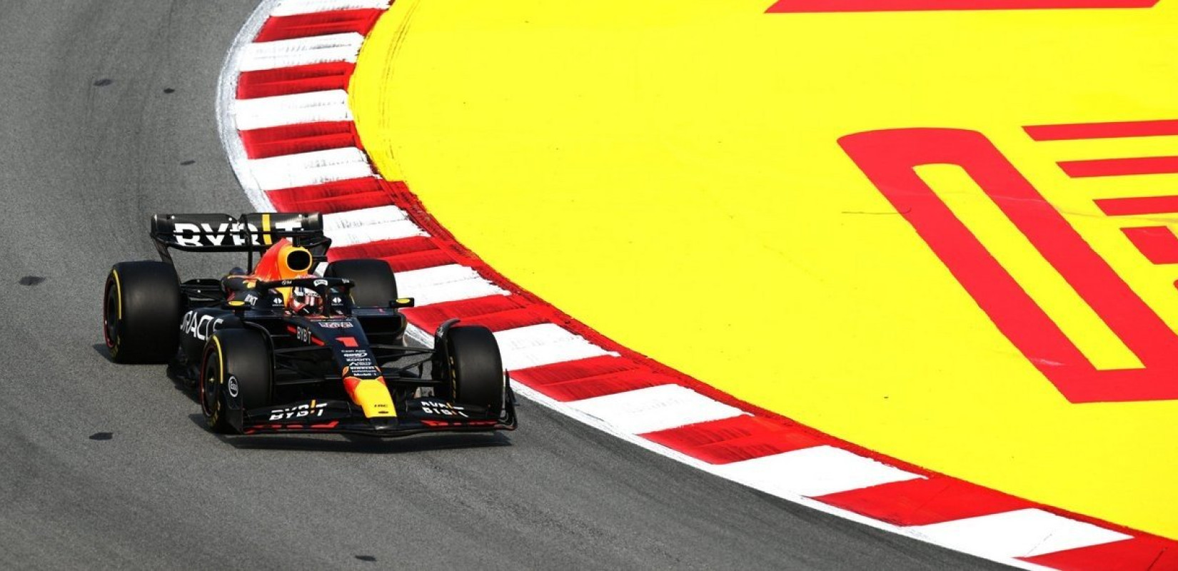 Φόρμουλα 1: Επίδειξη ισχύος του Φερστάπεν στη Βαρκελώνη (βίντεο)