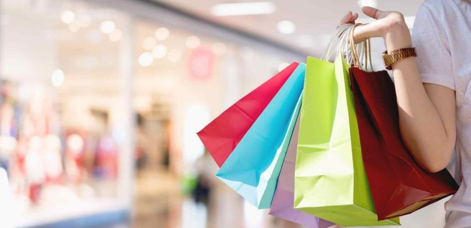 Ανοιχτά σήμερα τα εμπορικά καταστήματα στη Θεσσαλονίκη