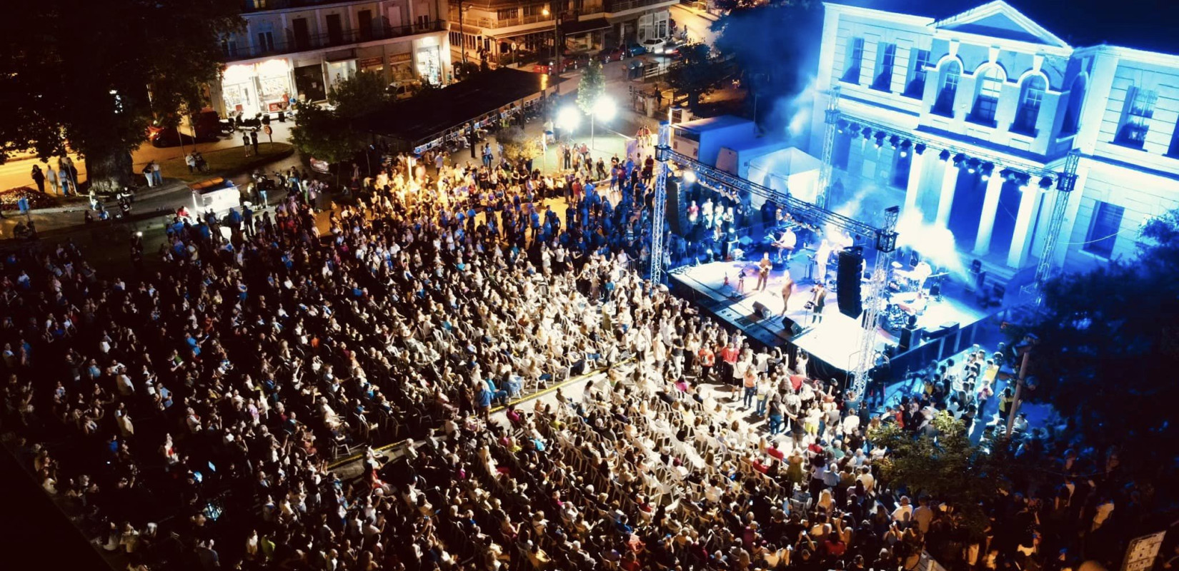 «Καμπανάκι κινδύνου» για την ασφάλεια σε θέατρα, σινεμά και συναυλιακούς χώρους