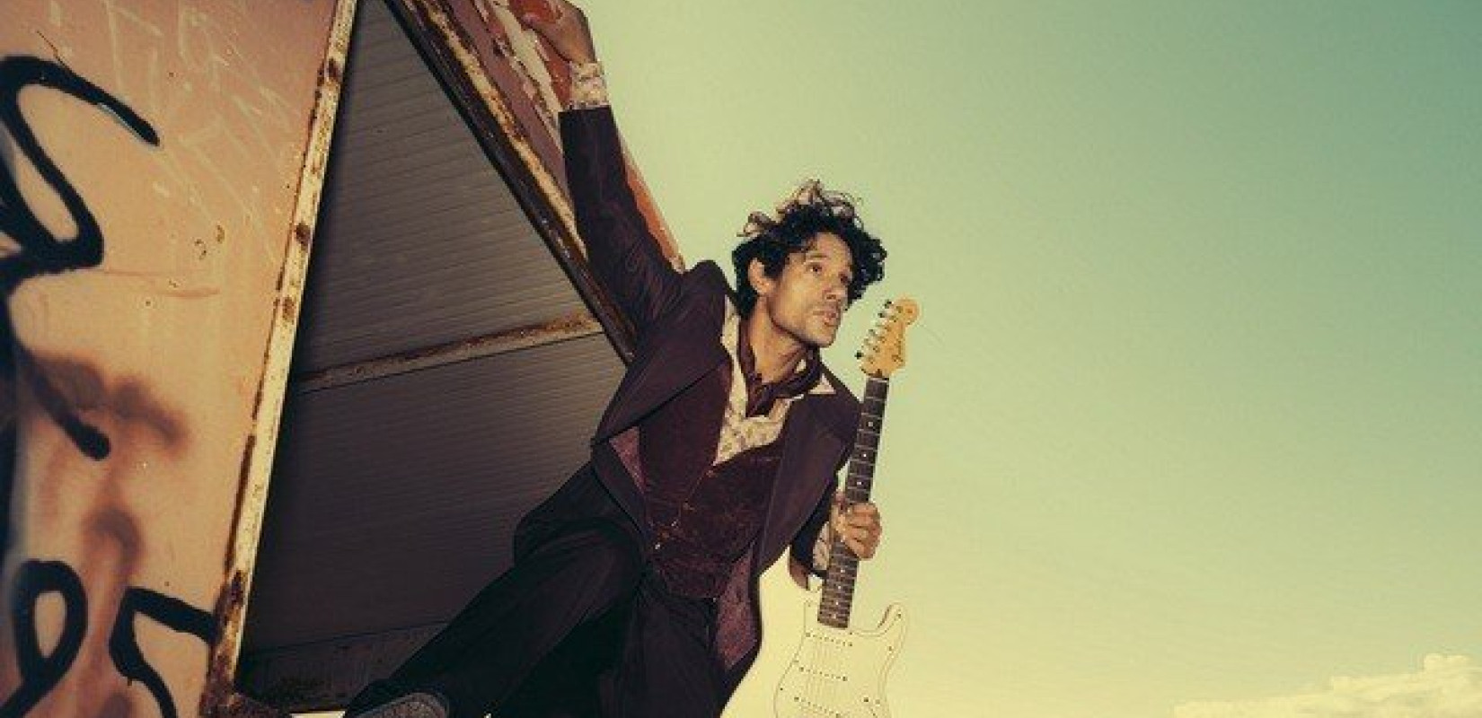 Πάνος Βλάχος στη «ΜτΚ»: Η αλληλεγγύη έχει γίνει motto της εποχής αλλά όχι τρόπος ζωής Πάνος Βλάχος στη «ΜτΚ»: Η αλληλεγγύη έχει γίνει motto της εποχής αλλά όχι τρόπος ζωής