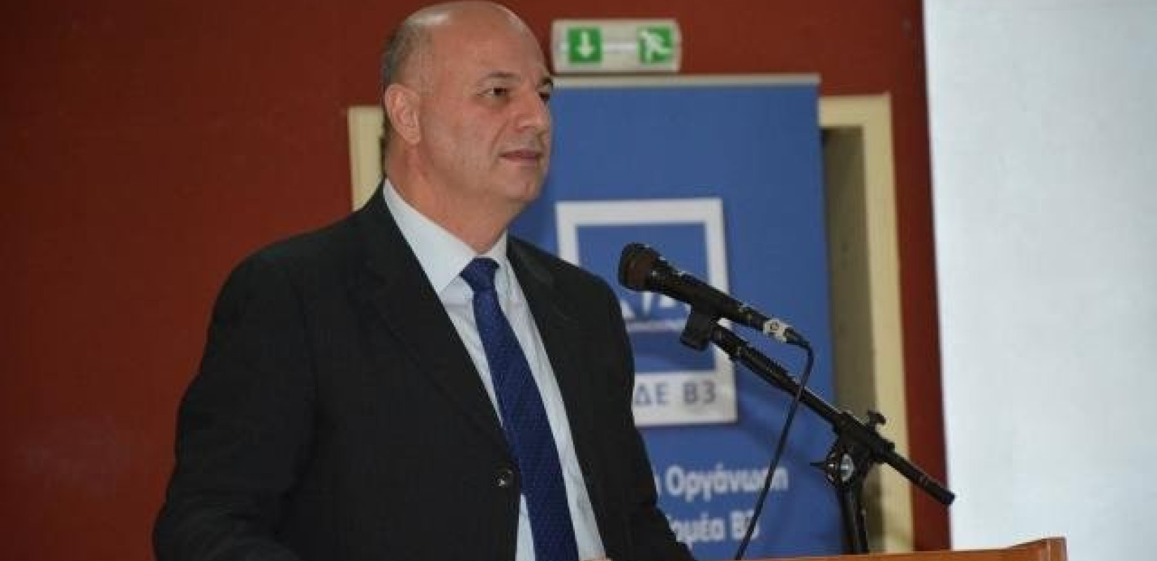 Κώστας Τσιάρας: Κατάντια για έναν πρωθυπουργό να εκβιάζεται από λαθρεπιβάτες της πολιτικής!