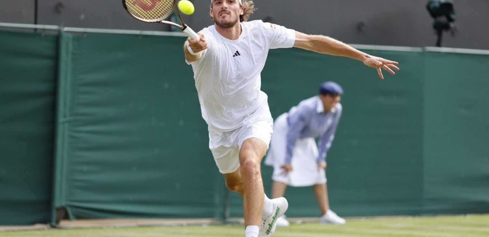 Τένις: Από θύτης, θύμα της ανατροπής αυτή τη φορά ο Τσιτσιπάς στο Γουίμπλεντον (βίντεο)