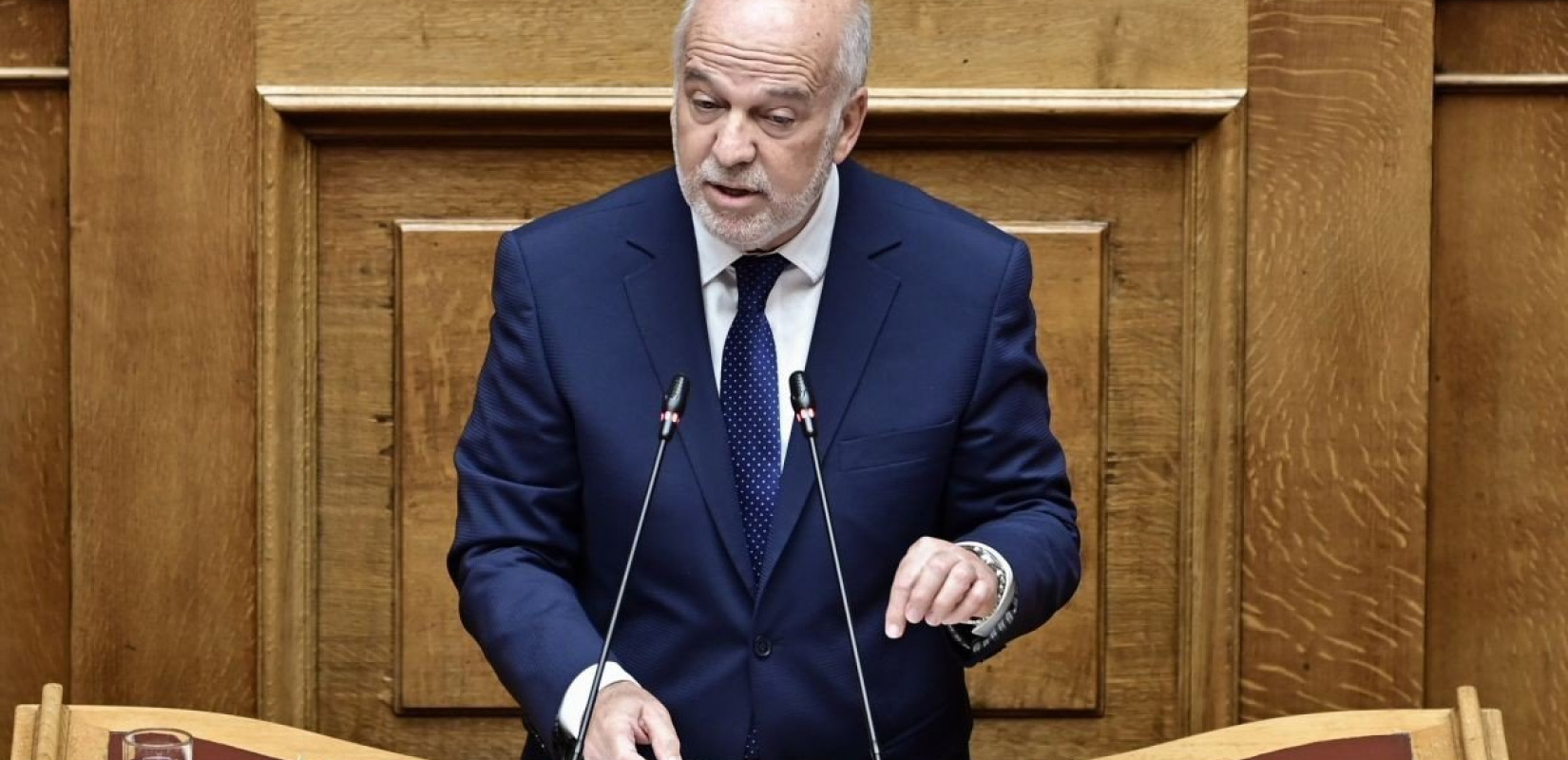 Νέα νομοθετικά μέτρα Φλωρίδη για την ενδοοικογενειακή βία με αφορμή την υπόθεση Λύτρα: Προφυλάκιση και για πλημμελήματα