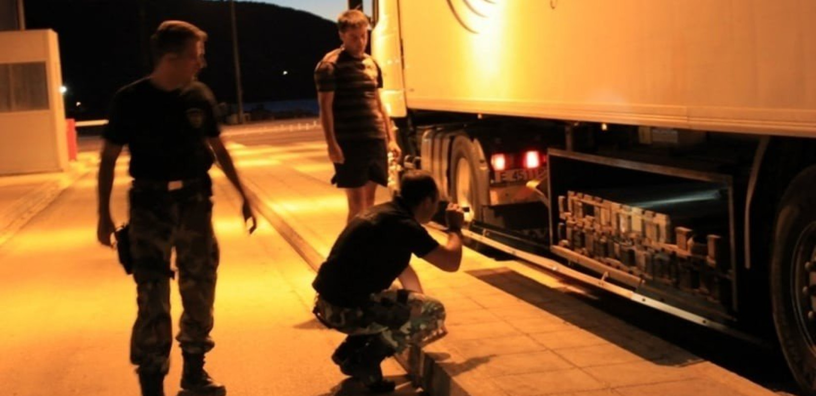Ροδόπη: Συνελήφθησαν δύο διακινητές για προώθηση παράτυπων μεταναστών στη χώρα Ροδόπη: Συνελήφθησαν δύο διακινητές για προώθηση παράτυπων μεταναστών στη χώρα