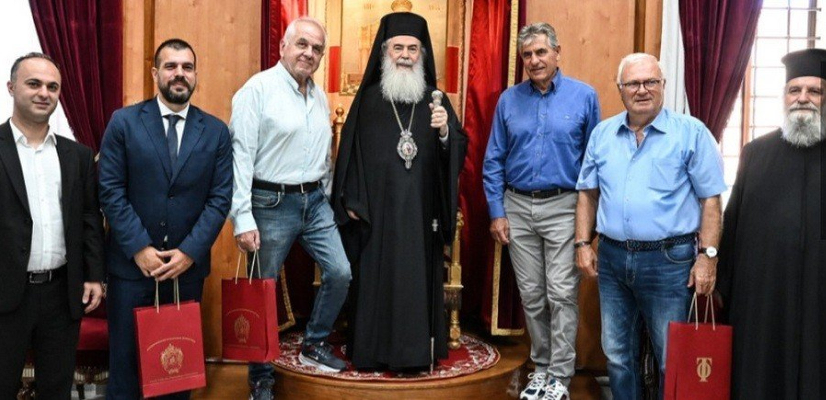 Αντιπροσωπεία του ΠΑΟΚ επισκέφθηκε το Πατριαρχείο Ιεροσολύμων (βίντεο)