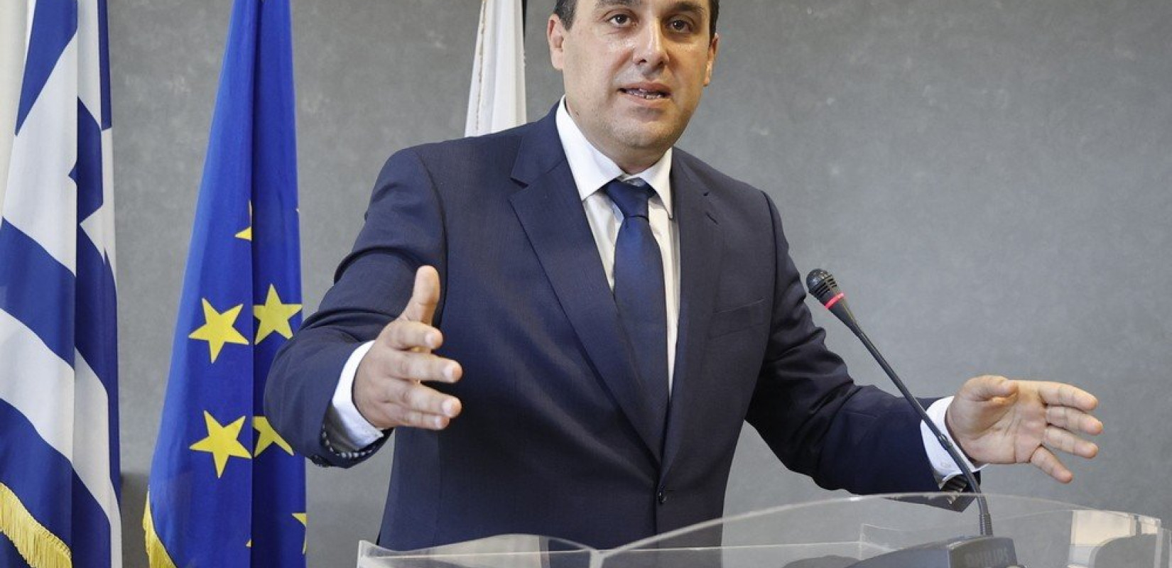 Κ. Κατσαφάδος για Νέα Φιλαδέλφεια: Δεν είχαμε ενημέρωση ούτε εγώ ούτε ο Γιάννης Οικονόμου