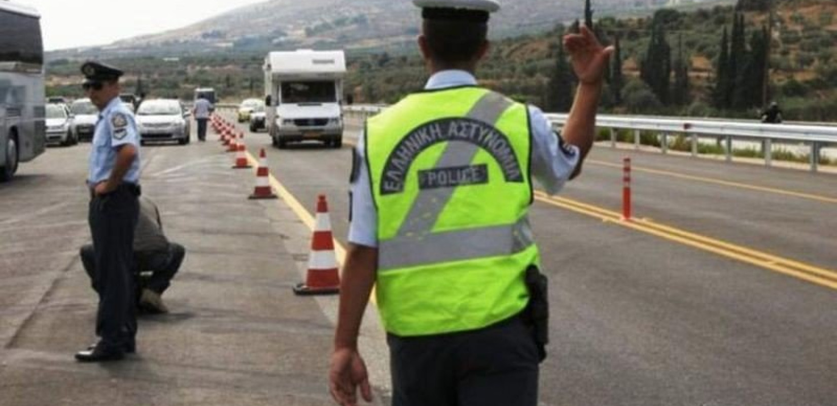 Αυξημένα μέτρα της Τροχαίας για την περίοδο εορτασμού των Αποκριών και της Καθαράς Δευτέρας