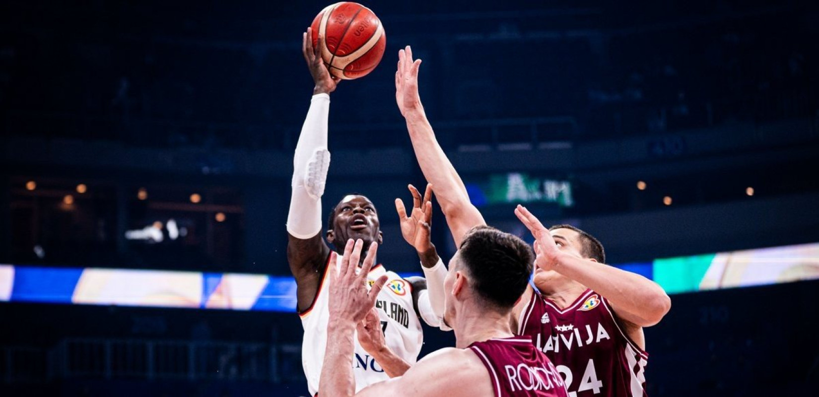 Μουντομπάσκετ: Η Γερμανία νίκησε την απίθανη Λετονία και πήρε το εισιτήριο για τα ημιτελικά (βίντεο)