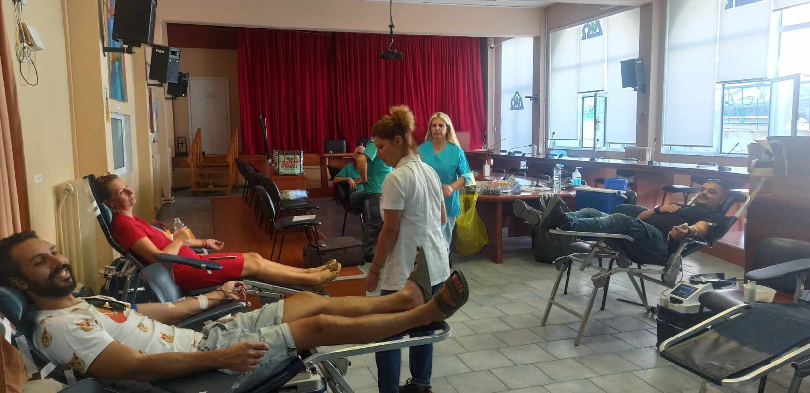 Ωραιόκαστρο: Μήνυμα ζωής έστειλαν δεκάδες αιμοδότες Ωραιόκαστρο: Μήνυμα ζωής έστειλαν δεκάδες αιμοδότες