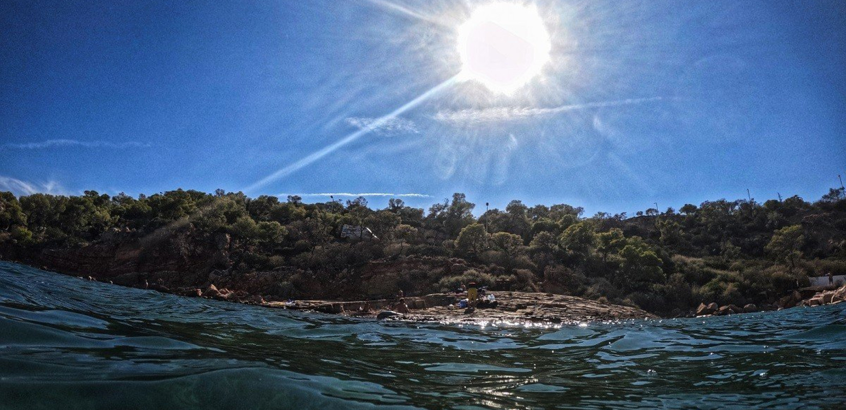 Καταρρίφθηκαν τα ρεκόρ θερμοκρασιών στην Ελλάδα μέσα στο τρίμηνο του 2024 - Πώς θα αλλάξουν οι θάλασσές μας
