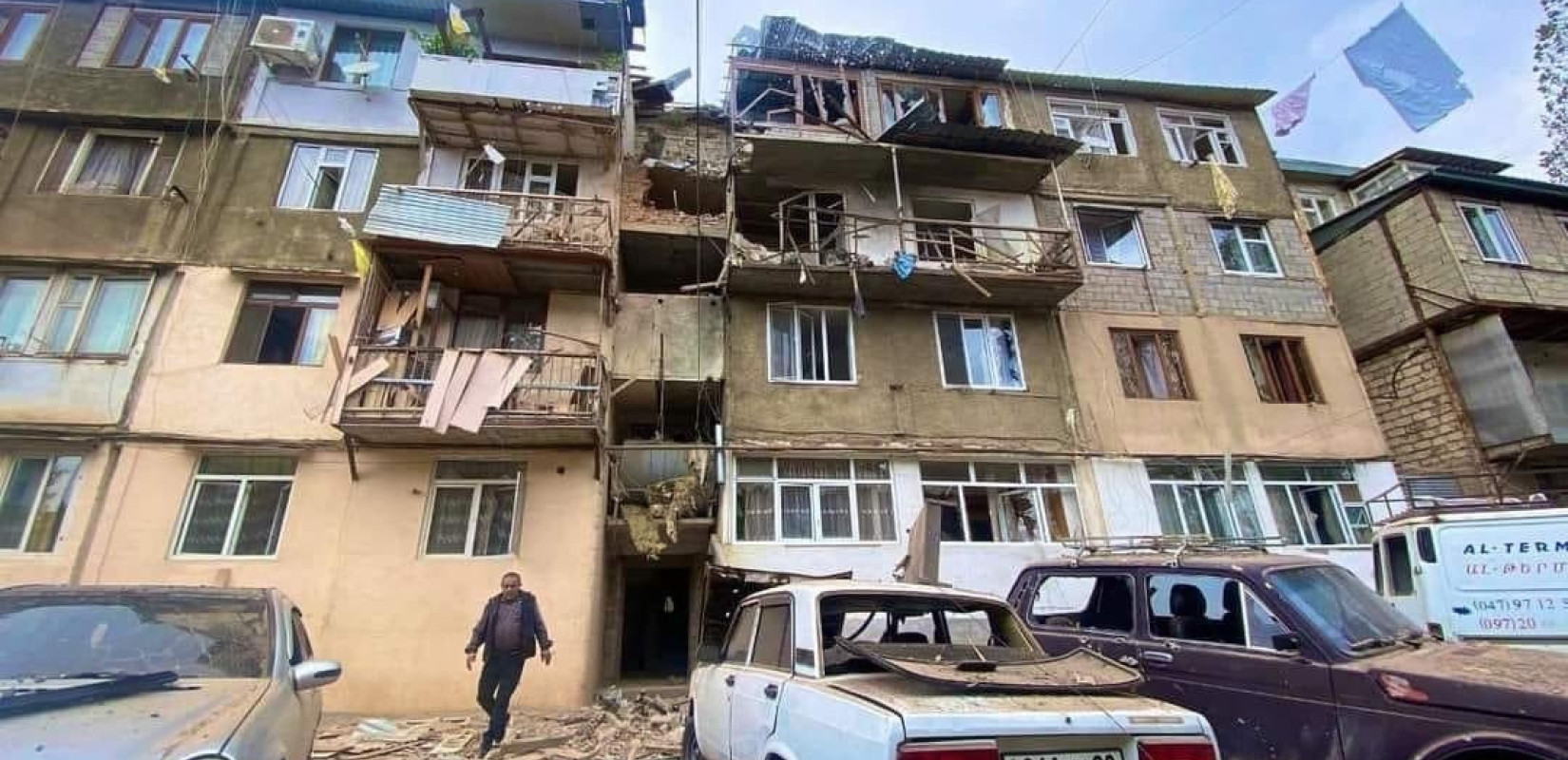 Αναφορές για 25 νεκρούς από τις επιθέσεις στο Ναγκόρνο Καραμπάχ Αναφορές για 25 νεκρούς από τις επιθέσεις στο Ναγκόρνο Καραμπάχ