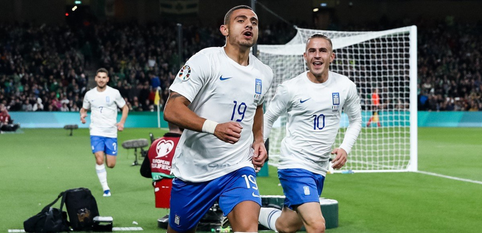 Ιρλανδία - Ελλάδα 0-2: Δουβλίνο, Άμστερνταμ και Βερολίνο (βίντεο)