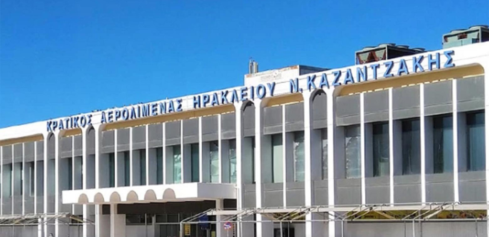 Ηράκλειο: Έκρηξη μέσα σε αεροπλάνο στο αεροδρόμιο