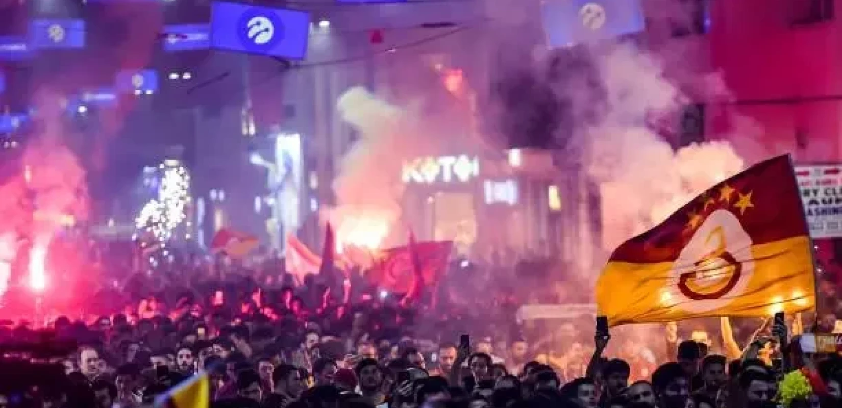 Champions League: Επεισόδια και τραυματίες στην Κωνσταντινούπολη πριν το Γαλατάσαραϊ - Μπάγερν Μονάχου (βίντεο)