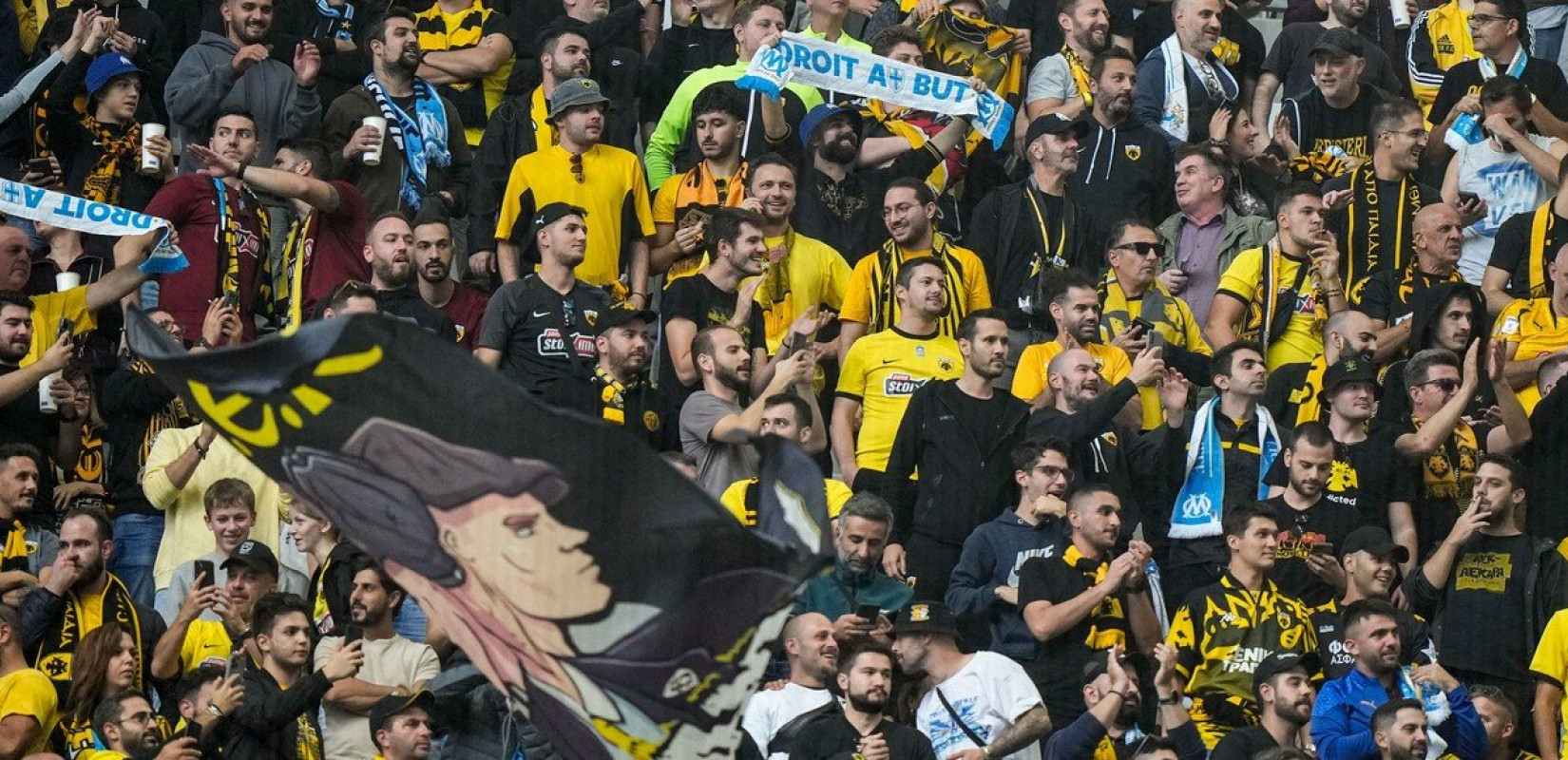 Κοινή πορεία των οπαδών Μαρσέιγ και ΑΕΚ ως το «Βελοντρόμ» (βίντεο)