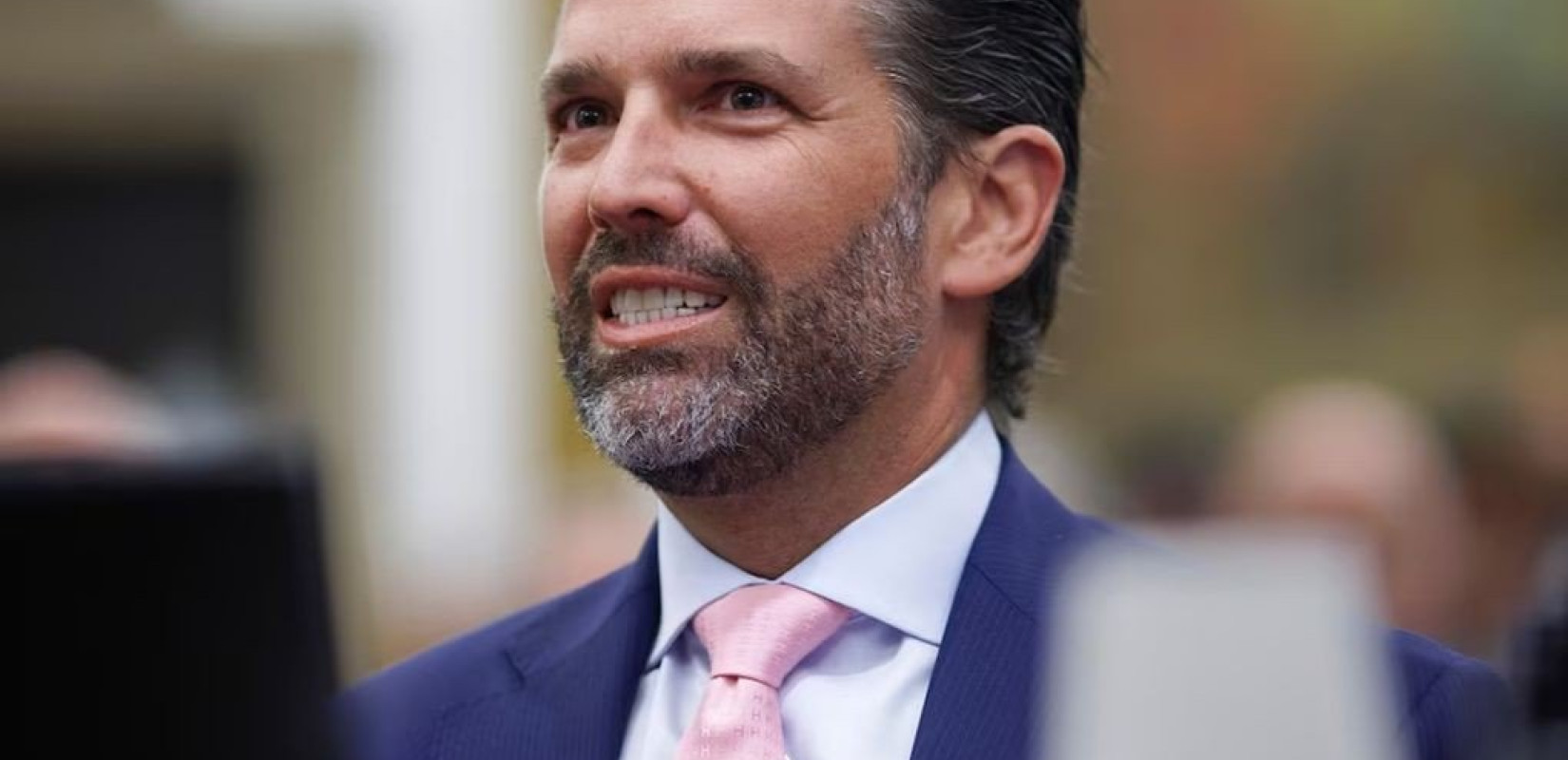 Ο γιος του Τραμπ ομολόγησε ότι προσπάθησε να φορτώσει σε υπαλλήλους του «δόλια» εταιρικά έγγραφα Ο γιος του Τραμπ ομολόγησε ότι προσπάθησε να φορτώσει σε υπαλλήλους του «δόλια» εταιρικά έγγραφα