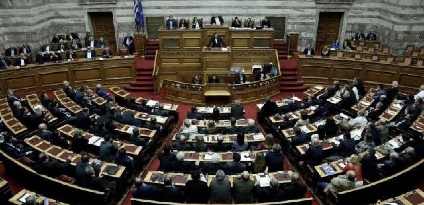Ερώτηση για τα περιστατικά οπαδικού χουλιγκανισμού και έμφυλης βίας κατέθεσαν 31 βουλευτές του ΣΥΡΙΖΑ 